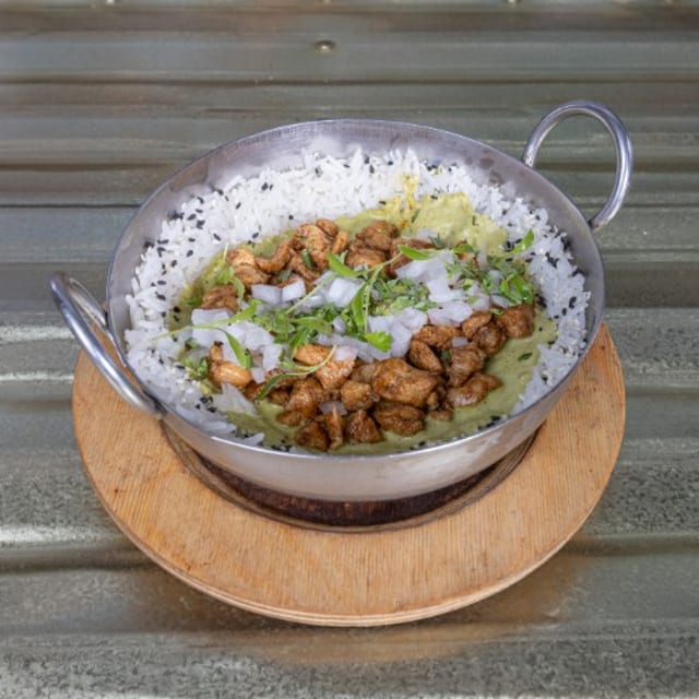 Bowl de Pollo Anticuchero.